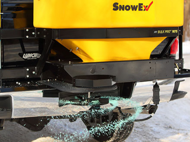 Sypače SnowEx Bulk Pro