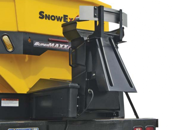 Sypače SnowEx Super Maxx II