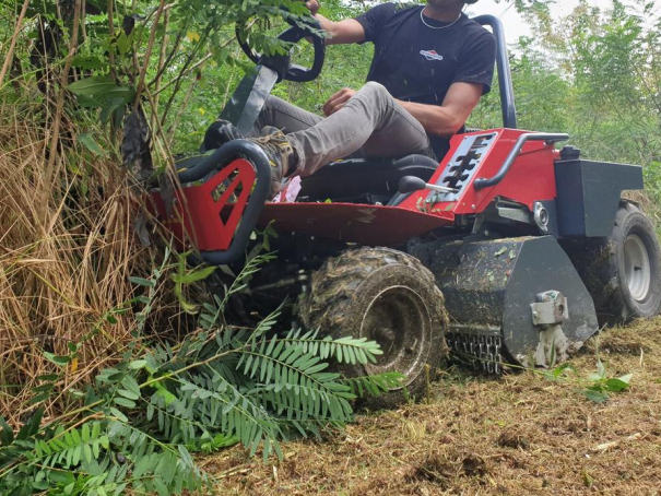 Svahový mulčovač Meccanica Benassi FOX 110 4WD