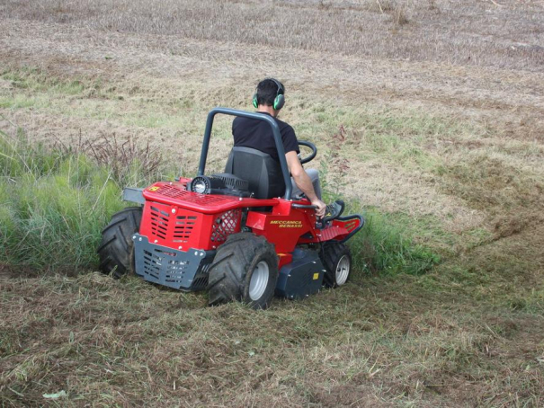 Svahový mulčovač Meccanica Benassi FOX 110 4WD