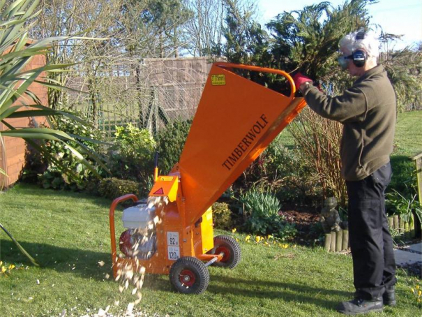 Štěpkovač Timberwolf TW 13/75G