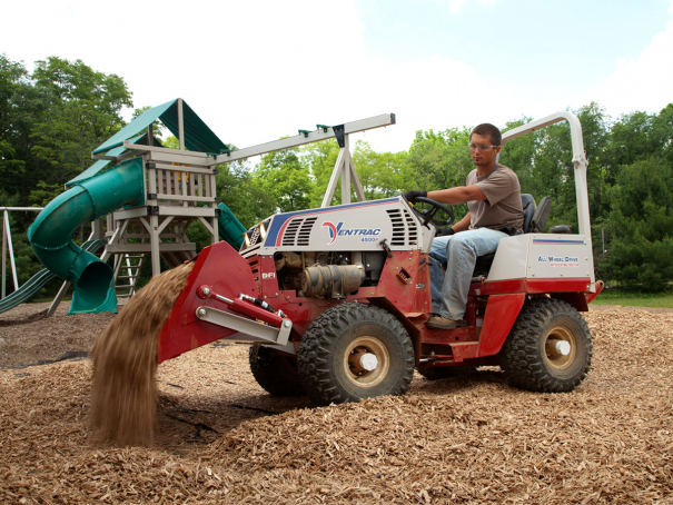 Univerzální svahový nosič Ventrac 4500