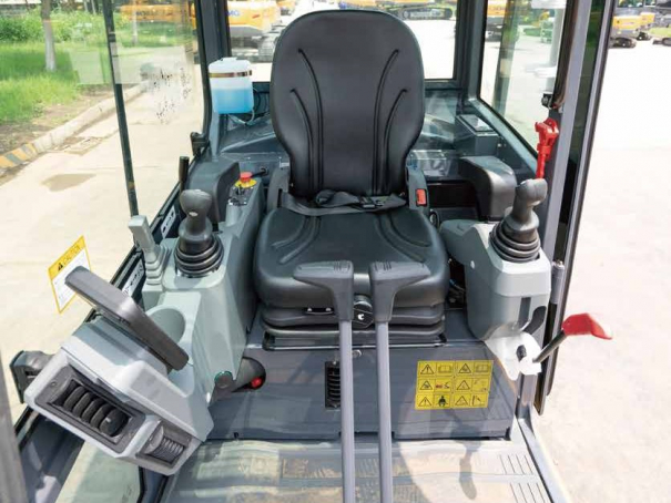 Pásové minirypadlo XCMG XE20e