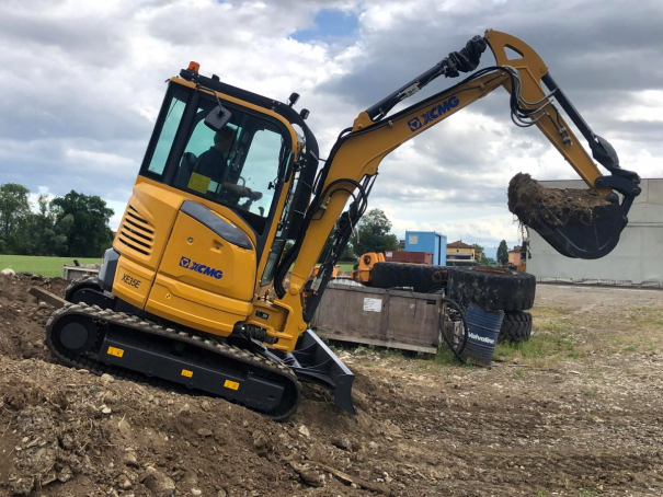 Pásové minirypadlo XCMG XE35E