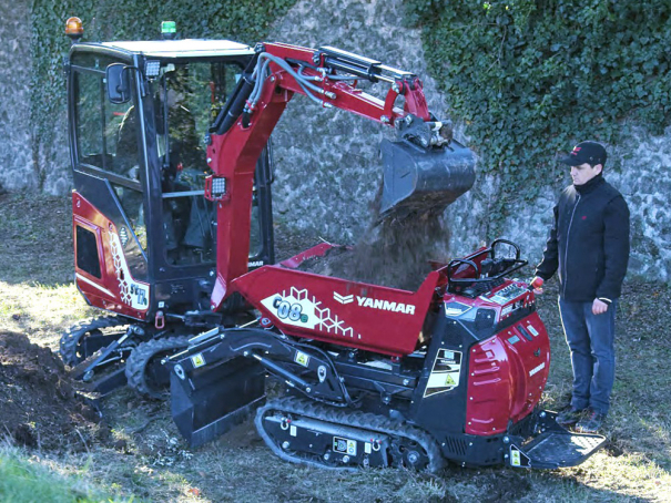 Minirypadlo Yanmar SV17e