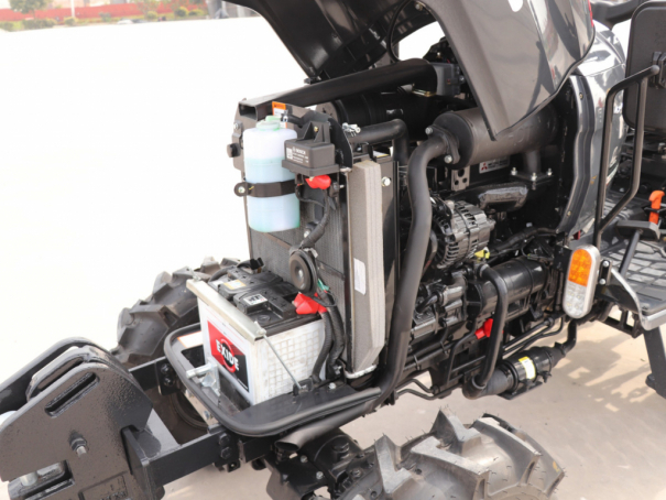 Traktor ZeBri VT 30
