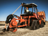 Rýhovač Ditch Witch RT125 Quad