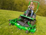 Rotační žací stroj John Deere 1435