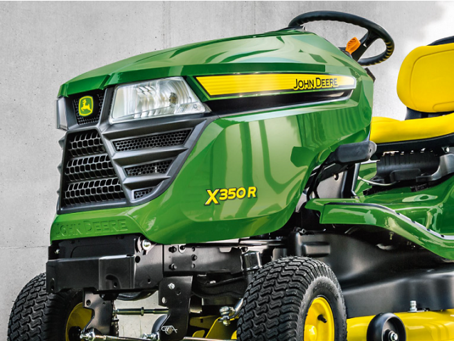 Nové zahradní traktory řady John Deere X300